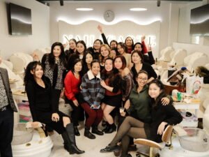 Relaxing Manicure Session at Nailacarte Chicago