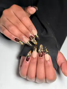 Anatomical extensions demonstrating high builder gel durability under daily typing pressure